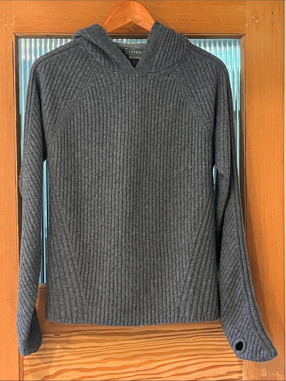 Aether Women’s Ribbed Hooded Pullover Sweater - Charcoal wool/cashmere
